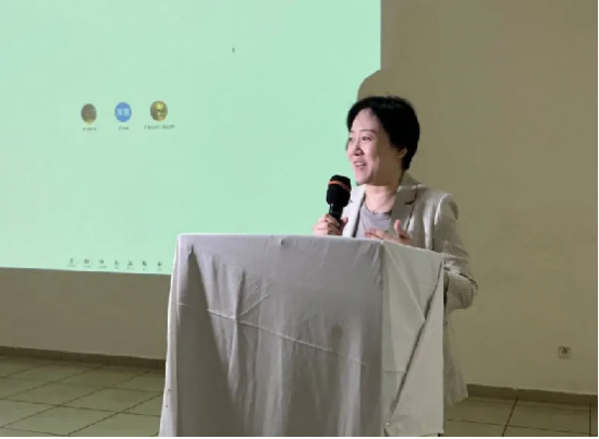 云图片
